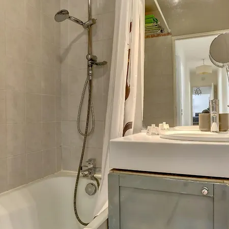 Le Charlemagne-